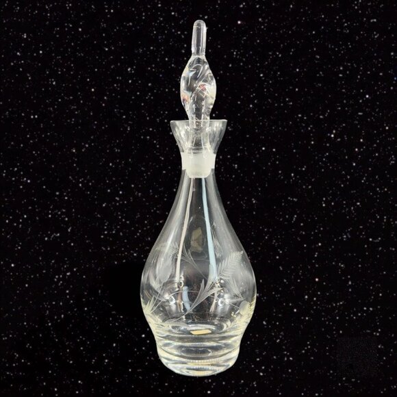 Clear Crystal Decanter Etched With Snail Swirl Stopper Hand Made In Portugal VTG - Picture 13 of 16